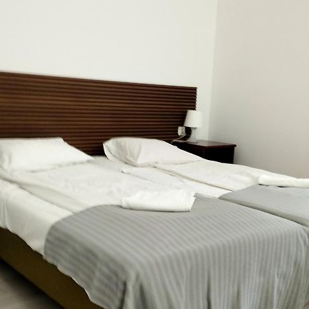 Zajazd U Sosny Torzym Exterior foto
