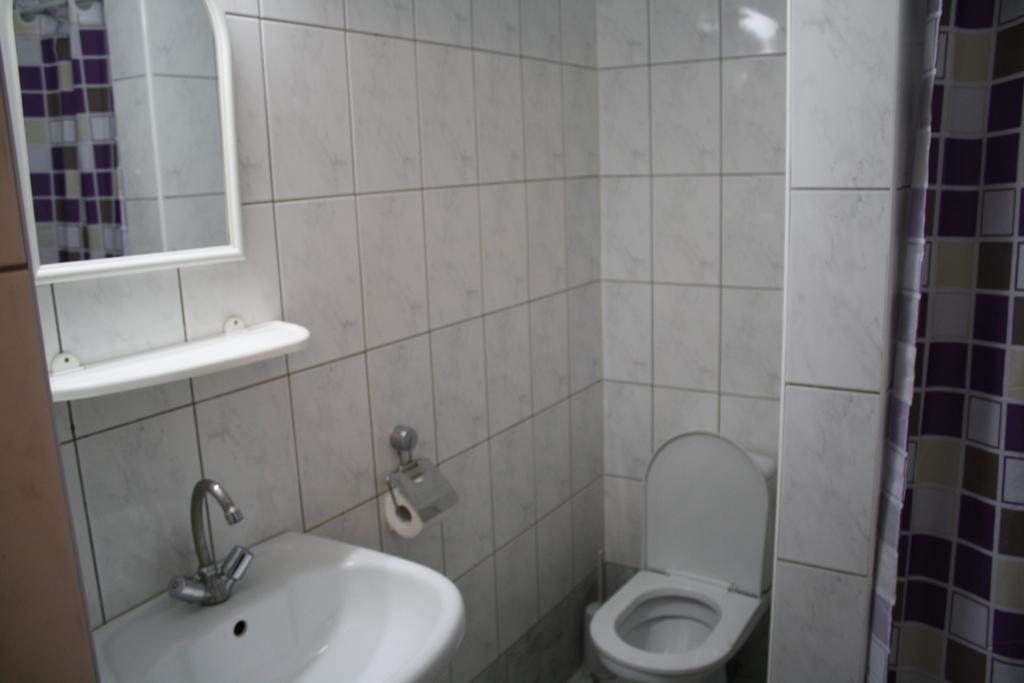 Zajazd U Sosny Torzym Exterior foto
